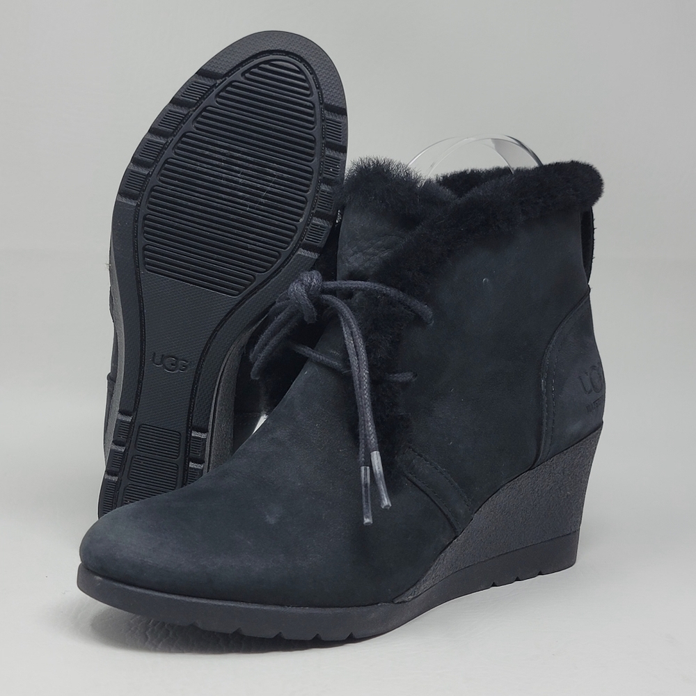 UGG Jeovana 1017421 Black Mouton  Women's Lace Up Boots Size 5 Pre-owned